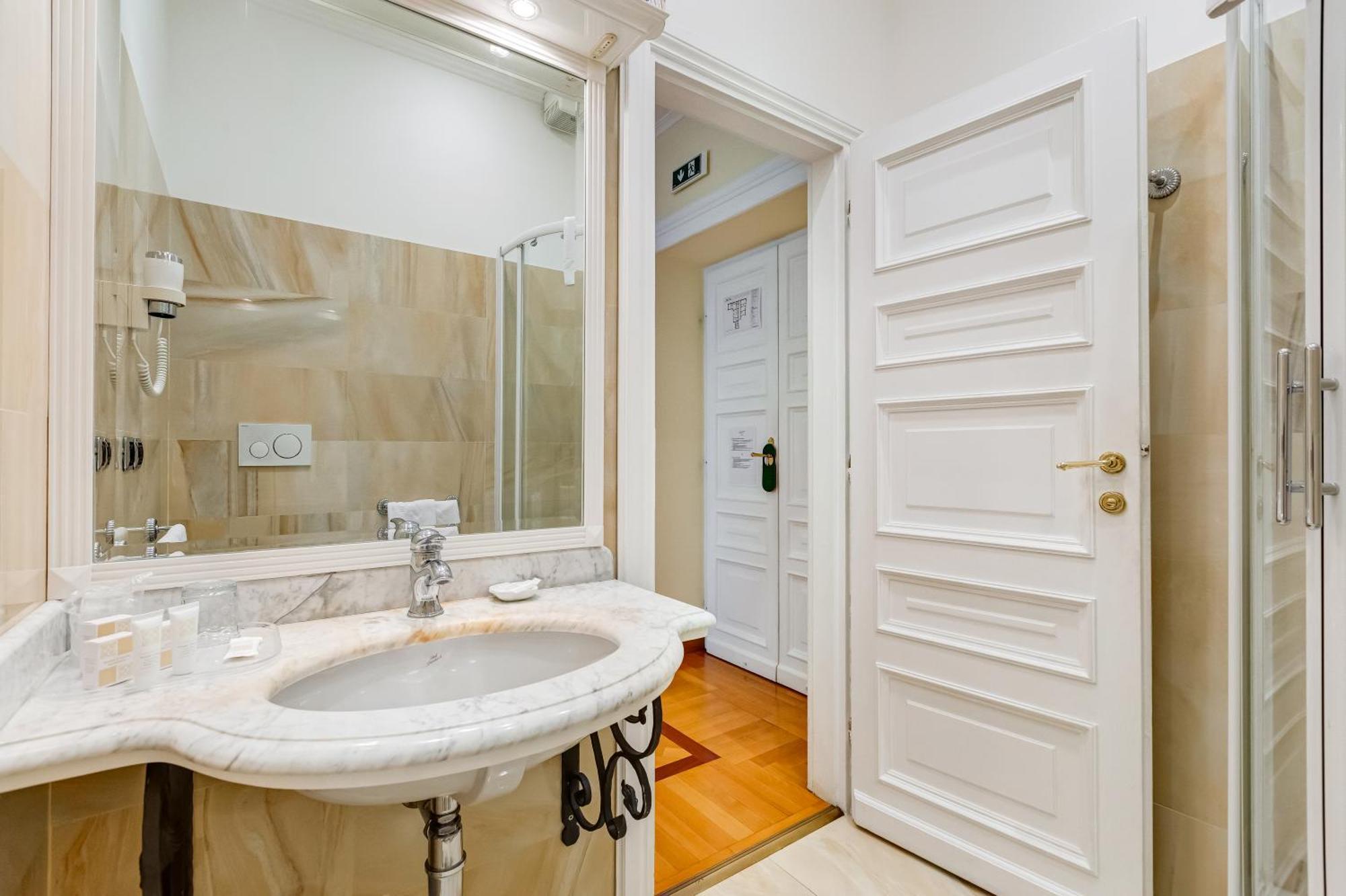 Cellini Hotel Roma